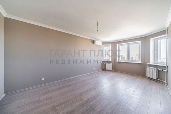 Продажа 3-комнатной квартиры 84 м², 13/7 этаж