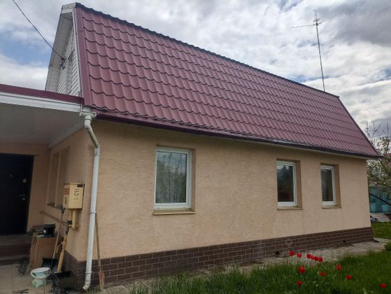 Продажа дома, 70 м², с участком 10 соток