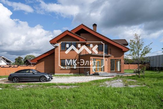 Продажа дома, 278 м², с участком 22 сотки