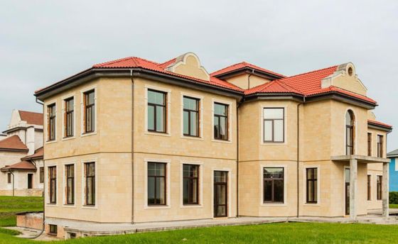 Продажа дома, 974 м², с участком 35,2 сотки