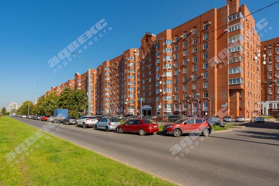 Продажа 2-комнатной квартиры 81,8 м², 8/10 этаж