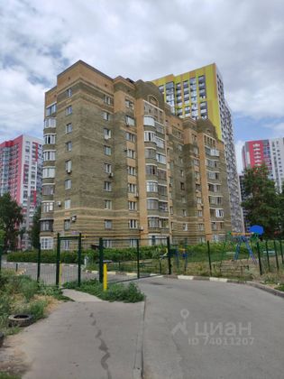 Продажа 3-комнатной квартиры 101 м², 8/9 этаж