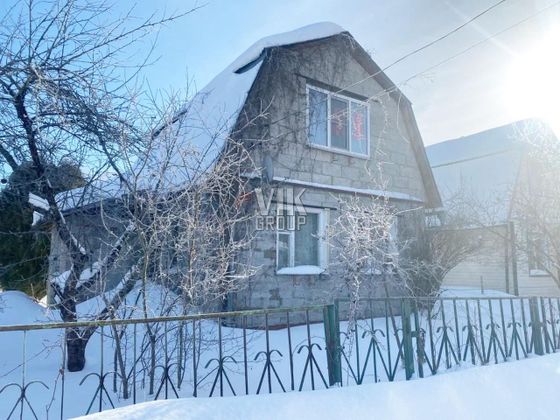 Продажа дома, 70 м², с участком 6 соток