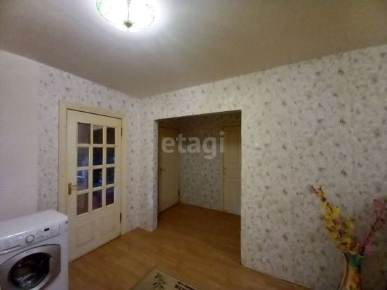 Продажа 3-комнатной квартиры 69 м², 2/9 этаж