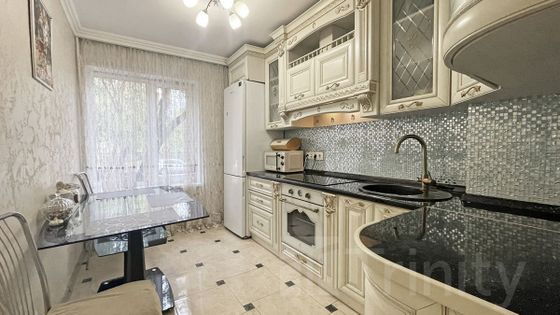 Продажа 3-комнатной квартиры 65 м², 1/9 этаж