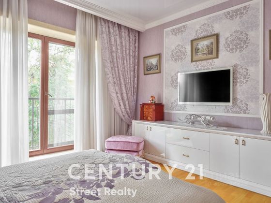 Продажа 3-комнатной квартиры 118 м², 2/8 этаж