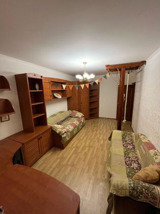 Аренда 1 комнаты, 18 м², 12/17 этаж