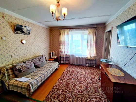 Продажа 2-комнатной квартиры 35 м², 1/3 этаж