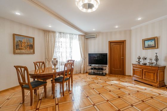 Продажа 4-комнатной квартиры 135,9 м², 2/6 этаж