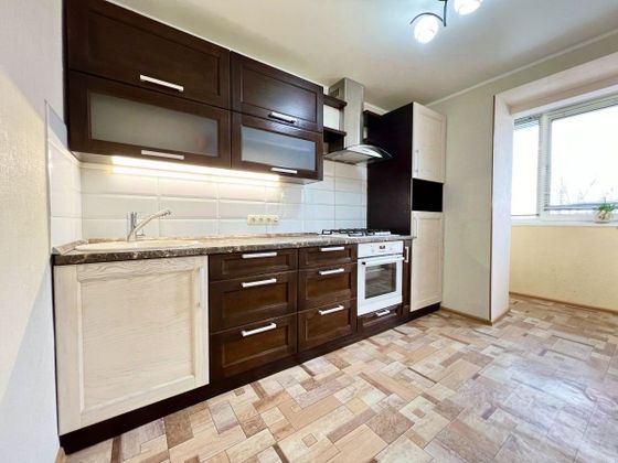 Продажа 3-комнатной квартиры 66 м², 1/5 этаж