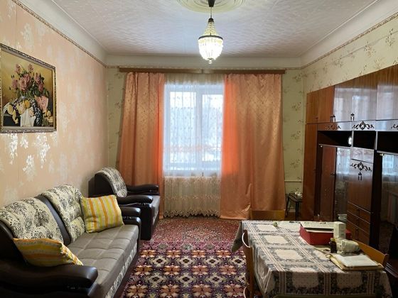 Продажа 2-комнатной квартиры 62 м², 2/3 этаж