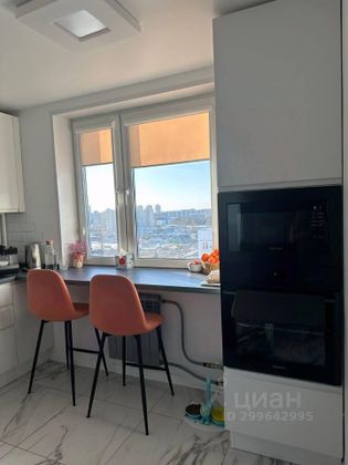 Продажа 3-комнатной квартиры 63 м², 10/12 этаж