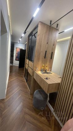 Продажа 2-комнатной квартиры 81 м², 6/10 этаж