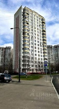 Продажа 2-комнатной квартиры 54 м², 16/17 этаж