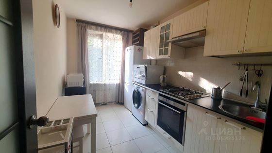 Продажа 2-комнатной квартиры 40 м², 2/9 этаж