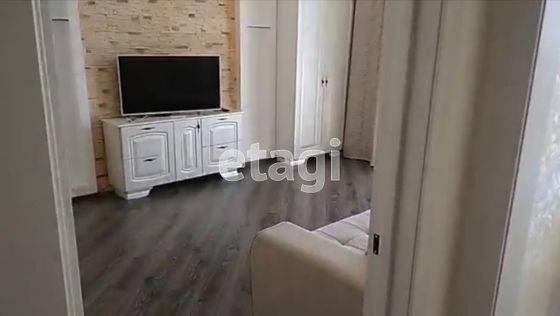 Продажа 1-комнатной квартиры 42 м², 3/3 этаж