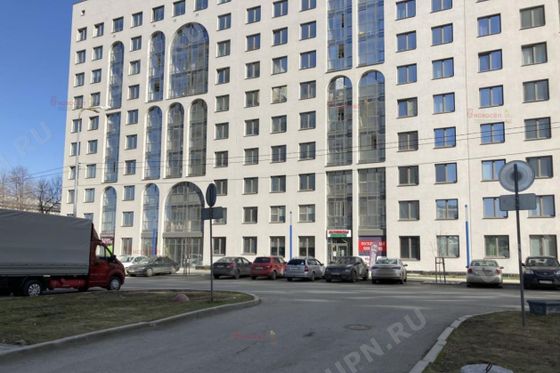 Продажа 1-комнатной квартиры 32 м², 5/10 этаж