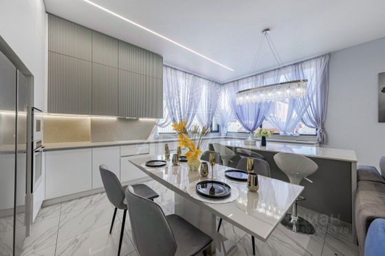 Аренда дома, 180 м², с участком 6 соток