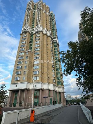 Продажа 4-комнатной квартиры 147,6 м², 8/30 этаж