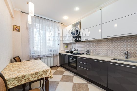 Продажа 2-комнатной квартиры 64,6 м², 3/5 этаж