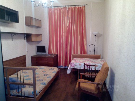 Аренда 1 комнаты, 18 м², 3/5 этаж