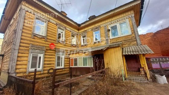 Продажа 4-комнатной квартиры 100 м², 1/2 этаж