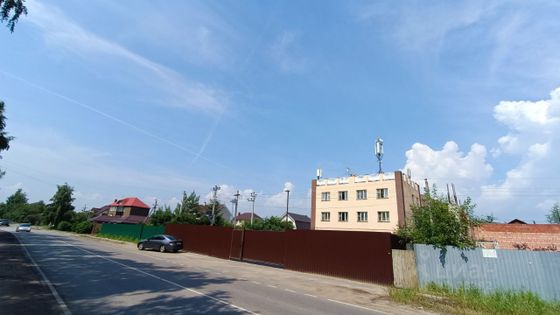 Продажа дома, 600 м², с участком 10 соток