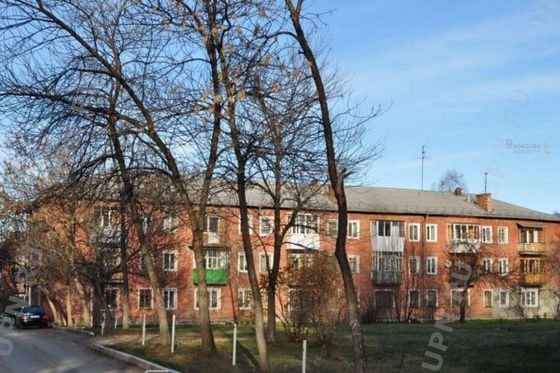 Продажа 2-комнатной квартиры 42 м², 1/3 этаж