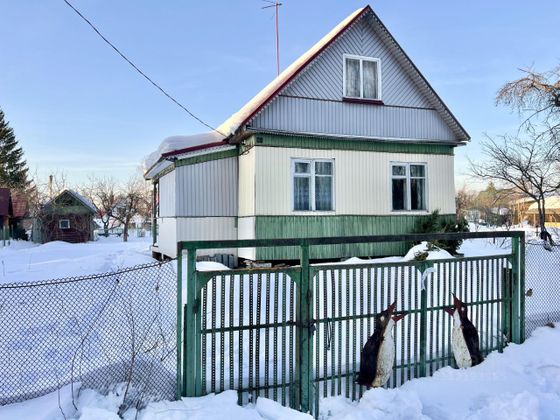 Продажа дома, 60 м², с участком 6 соток