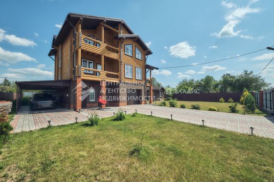 Продажа дома, 343,3 м², с участком 12 соток