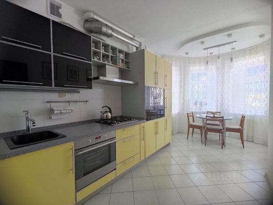 Продажа 2-комнатной квартиры 66,9 м², 8/10 этаж