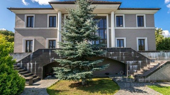 Продажа дома, 560 м², с участком 34 сотки