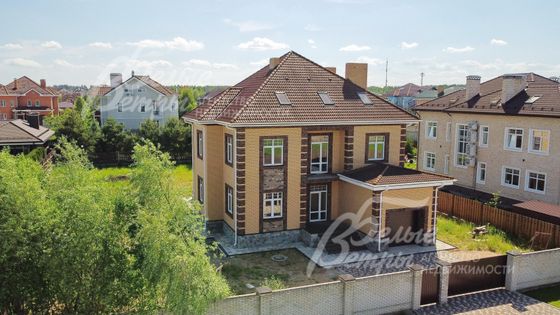 Продажа дома, 416 м², с участком 15,2 сотки