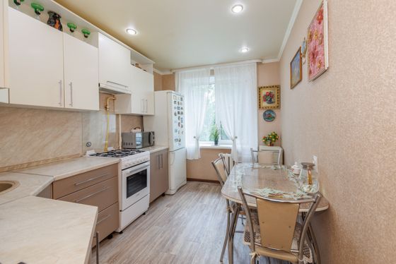 Продажа 3-комнатной квартиры 63,8 м², 6/9 этаж