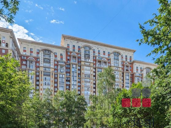 Продажа 3-комнатной квартиры 64 м², 13/14 этаж