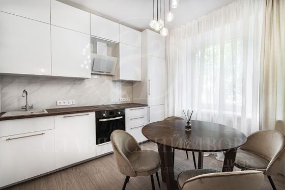 Продажа 3-комнатной квартиры 115 м², 1/9 этаж