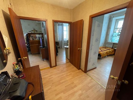 Продажа 3-комнатной квартиры 60 м², 1/5 этаж