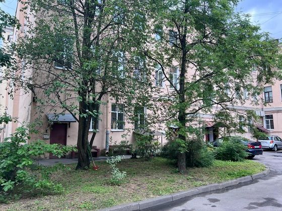 Продажа 2-комнатной квартиры 63,5 м², 1/3 этаж