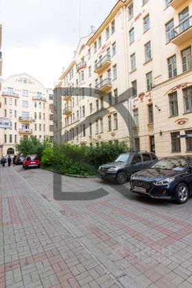 Продажа многокомнатной квартиры 131 м², 2/7 этаж