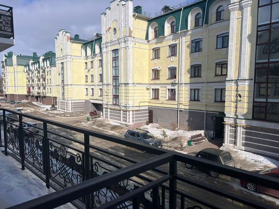 Продажа 4-комнатной квартиры 150,2 м², 2/4 этаж