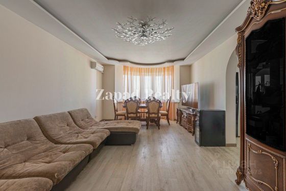 Продажа 3-комнатной квартиры 91 м², 16/24 этаж