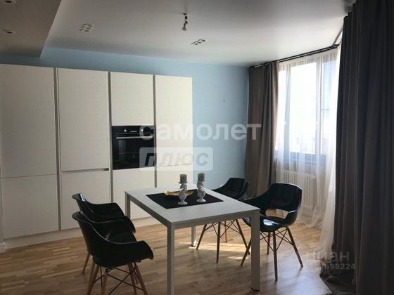 Продажа 2-комнатной квартиры 90 м², 8/22 этаж