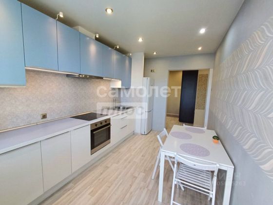 Продажа 2-комнатной квартиры 60 м², 5/10 этаж