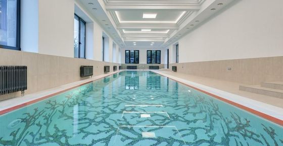 Продажа дома, 1 100 м², с участком 29 соток