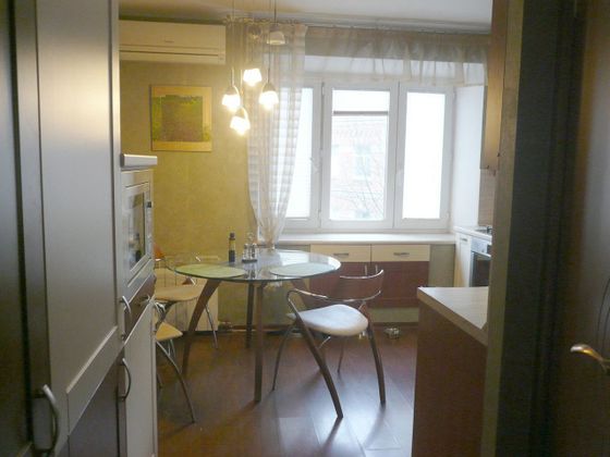 Продажа 3-комнатной квартиры 90,5 м², 2/5 этаж