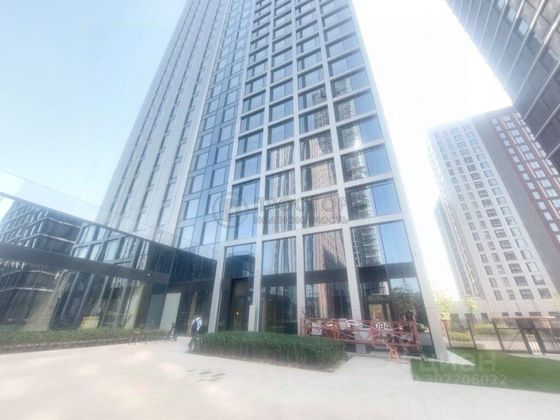 Продажа 3-комнатной квартиры 64 м², 35/54 этаж