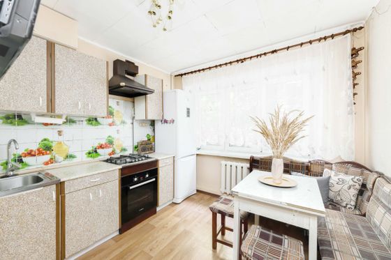 Продажа 3-комнатной квартиры 64 м², 3/5 этаж