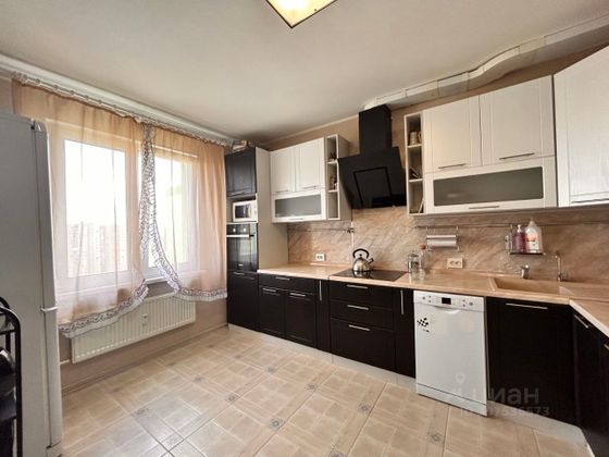 Продажа 3-комнатной квартиры 92 м², 16/18 этаж