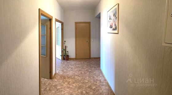 Продажа 2-комнатной квартиры 64 м², 3/9 этаж