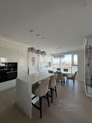 Аренда 4-комнатной квартиры 151 м², 14/25 этаж